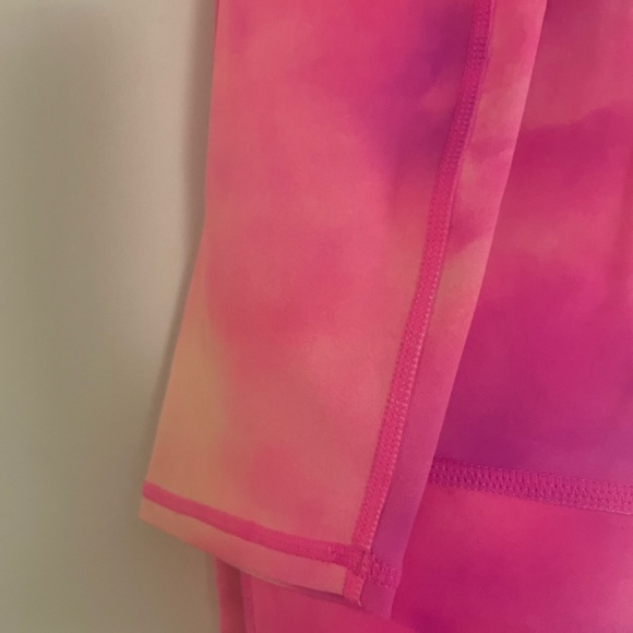 IVL Pink Tie Dye Athletic Workout Leggings Size 4 in Great Condition - Picture 8 of 9